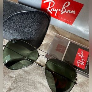 Ray-Ban Large Metal sunglasses